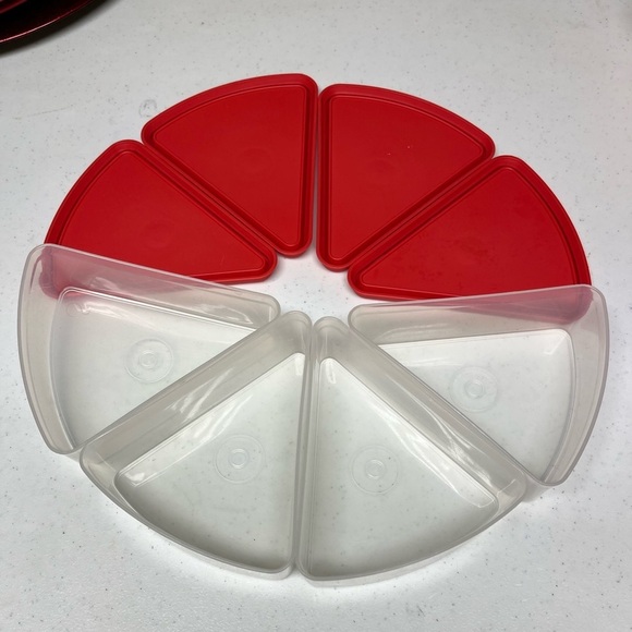 Tupperware Pie Wedge storage bundle 4 - Picture 1 of 10